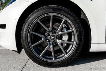 Tesla Model 3 SR+| 208 kW|60 kWh|Premium Connectivity l DPH - 12