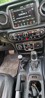 JEEP GLADIATOR - 12