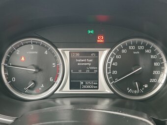 Suzuki Vitara 1.6 DDiS Elegance - 12