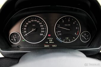 BMW Rad 3 Touring 320d A/T 135kW - 12