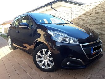 Peugeot 208 - 12