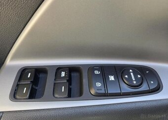 Kia Niro 1.6HYYBRID-DPH-SERVIS.HISTORIE - 12