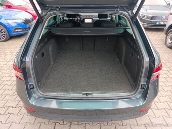 Škoda Superb 3 iV Combi 1.4TSI 160kW DSG - záruka Autodraft - 12