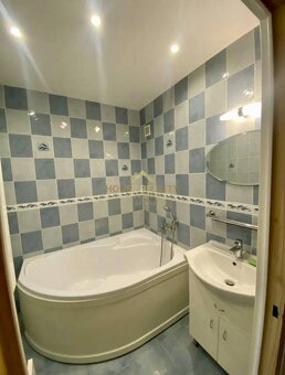 Pekný 3 izbový byt s lodžiou, ulica Nad Lúčkami, BA IV. Karl - 12