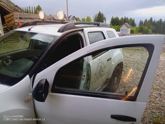 Dacia Duster 4x4 Garmin - 12