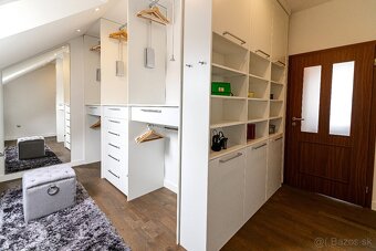 Priestranný 4-izb. mezonet 145m²,2 loggie–Zobor,NR - 12