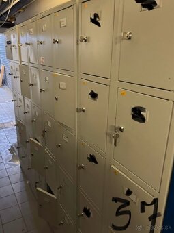 Predám rôzny nábytok, vybavenie gastroprevádzky/kaviarne - 12