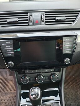 Škoda Superb 3 2.0TDI 110kW 4x4 M6 - 12
