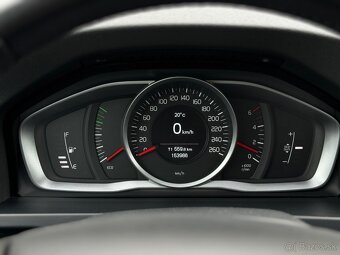 Volvo V60 D3 Cross Country 2.0D,Momentum,1Majiteľ - 12