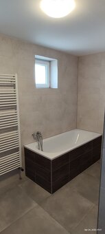 Zrekonštruovaný rodinný dom v obci Borský Mikuláš - 12