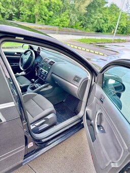 Volkswagen Golf V 2.0 TDI Nová STK - 12