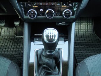 Škoda Octavia, 1.4TSi ORIG.KM - SERVIS - 12
