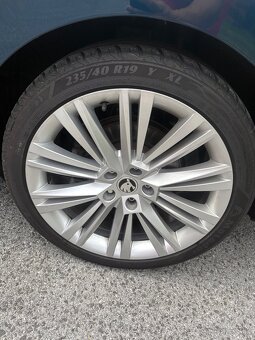 Škoda Superb 3 4x4, 2,0tdi 140kw - 12