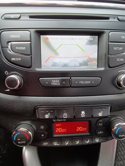 Predám KIA Ceed Kombi - 12