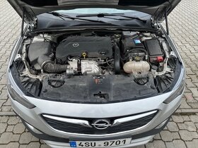Opel Insignia Country Tourer 2.0 DTCi Bi-turbo 210k, automat - 12