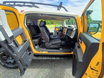 TOYOTA FJ LAND CRUISER 4,0 V6 4x4 LPG 110 000 KM 1 Majitel - 12