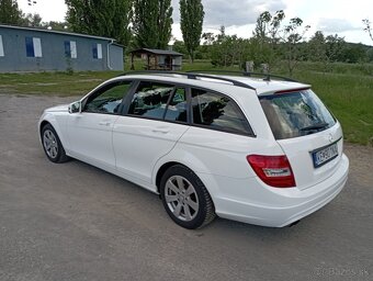 Mercedes Benz C 2013 - 12