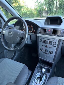 Opel Meriva 1.6i Benzín Automat - 12