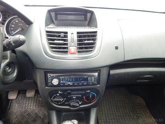 Peugeot 206 + 1.4 Legend - 12