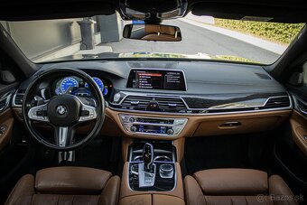 BMW Rad 7 730d xDrive A/T - 12
