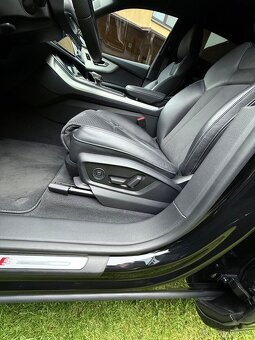 Rok 2023 Audi Q8 3.0 45 TDI Quattro S line - 12
