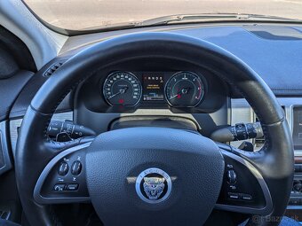 Jaguar XF S 3.0d 2013 | motor klepe - 12