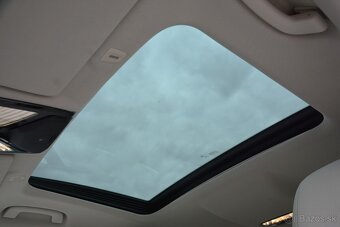 BMW rad 5 3.0 Drive, automat, koža, Top Stav - 12