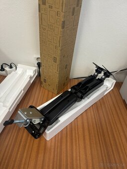 AlzaErgo Arm AR2.1 čierny držiak na 2 monitory - 12