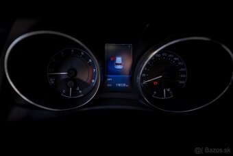 Toyota Auris 1.6 VVT, 97 kW - 12