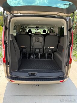 Prenajom 8 miestne auto - 12