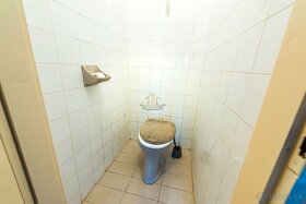 PEKNÝ POSCHODOVÝ RODINNÝ DOM - 12