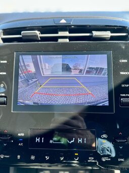 Hyundai Tucson 1.6 T-GDi Family - 1. majitel. Kúpený SK - 12