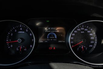 Kia Ceed SW 1.5 T-GDi GT-Line M6 - 12