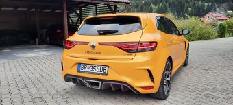 Megane RS Trophy - 12