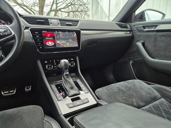 Škoda SUPERB sportline combi - 12