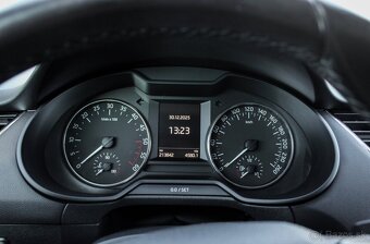 Škoda Octavia Combi 2.0 TDI Ambition DSG - 12