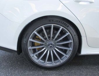 Mercedes-Benz AMG GT 43 4MATIC+ A/T Performance - 12