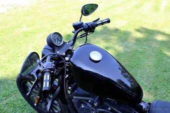 Harley Davidson Iron 883 Sportster - 12