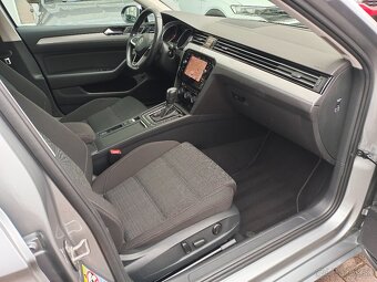 VW Passat B8 Variant TDI 110kW DSG 90tkm - záruka Autodraft - 12