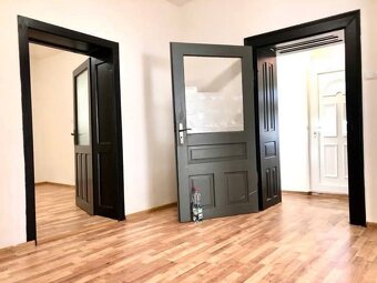 Prerobený 4-izbový rodinný dom, Marcelová - 12