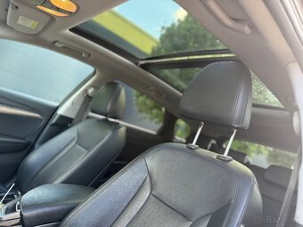 Hyundai i40 1.7 CRDi DCT Premium - Automat, Diesel 104 kW - 12