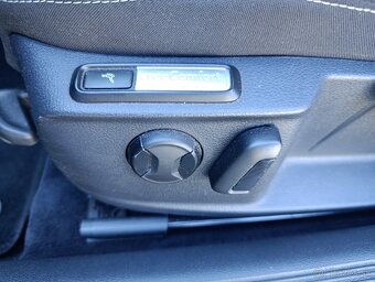 Volkswagen Passat Variant 2.0 TDI BMT Comfortline 110kW/150H - 12