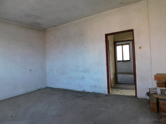 Opatovská Nová Ves - zachovalý rodinný dom - 12