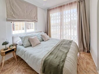 Španielsko, Torrevieja -Los Frutales. - 12