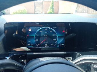 Mercedes-Benz B 200 CDI - 12