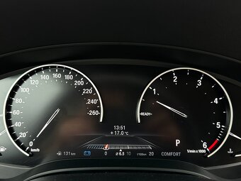 BMW rad 5 530d xDrive A/T - 12