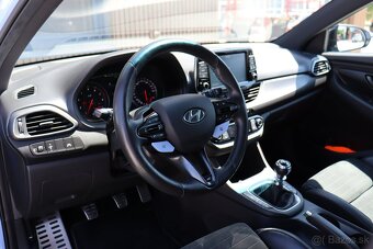 Hyundai i30N 2.0 T-GDi N Performance - 12