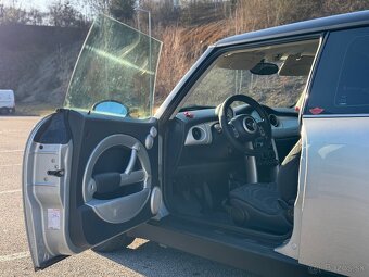 MINI Cooper One - 12