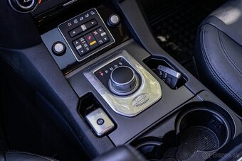 Land Rover Discovery 3.0 SDV6 HSE - 12