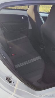 Elektromobil Volkswagen e-UP - 12